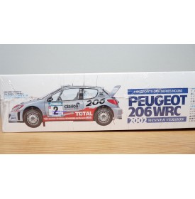 TAMIYA 24200 Volkswagen New Beetle Neuve  BO